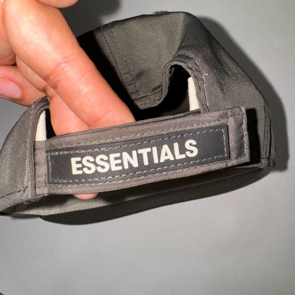New Era 9Fifty Essentials Fear of God Snapback - Picture 1 of 5